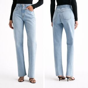 Abercrombie & Fitch Curve Love High Rise ’90s Relaxed Jean 8 Regular